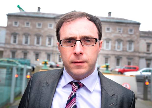 El político irlandés Robert Troy