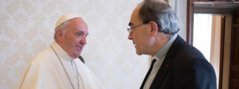 El Papa recibe al cardenal Barbarin, que presenta su renuncia