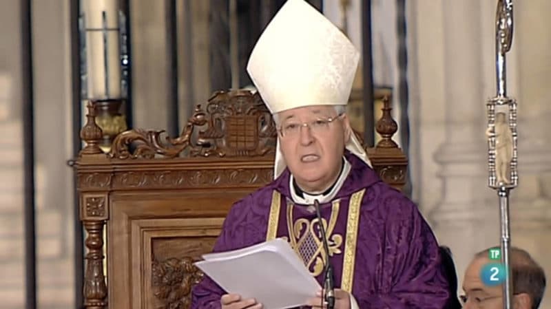 Los fieles de Alcalá de Henares apoyan al obispo Reig Pla