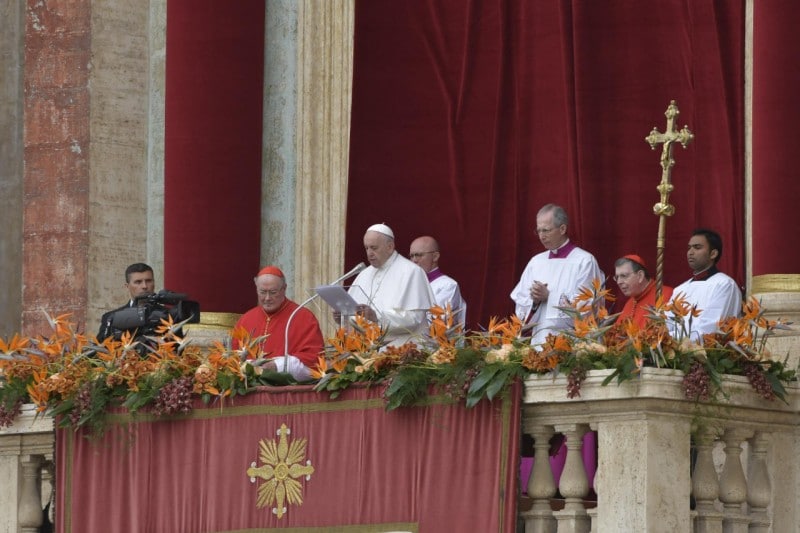 El Papa imparte la Bendición Urbi et Orbi InfoVaticana El Papa imparte la Bendición Urbi et Orbi InfoVaticana