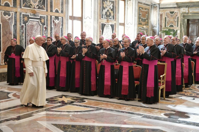 El Papa y los Nuncios
