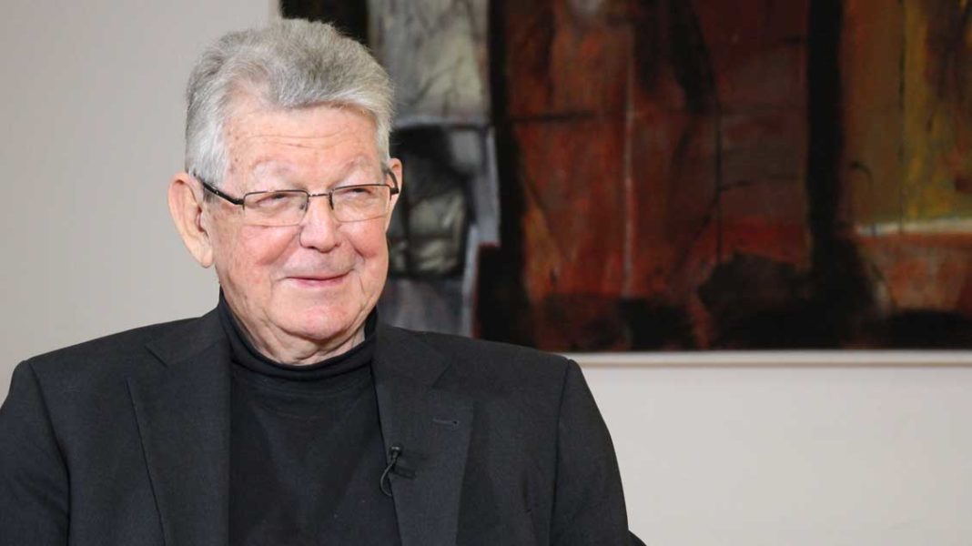 Dia triste en el aula del Sínodo