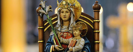 Su Inmaculada Majestad: la otra reina de Inglaterra