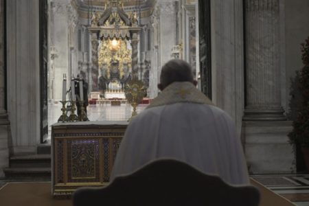 El Papa en la bendición Urbi et Orbi: “Despierta, Señor”