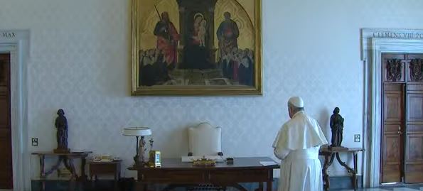 El Papa reza el Padrenuestro por el fin de la pandemia