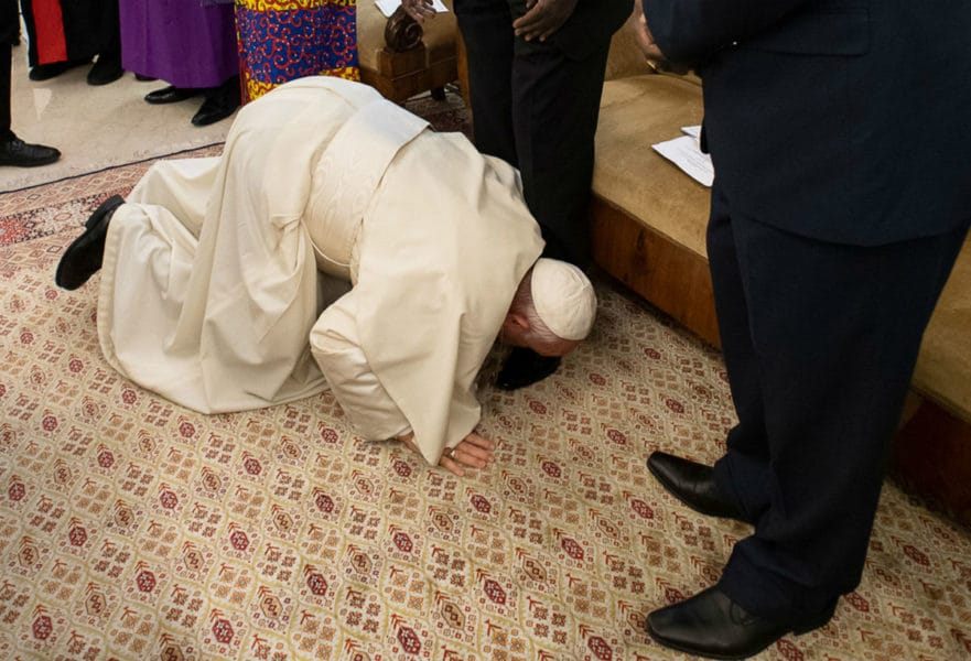 Sacerdotes adolescentes