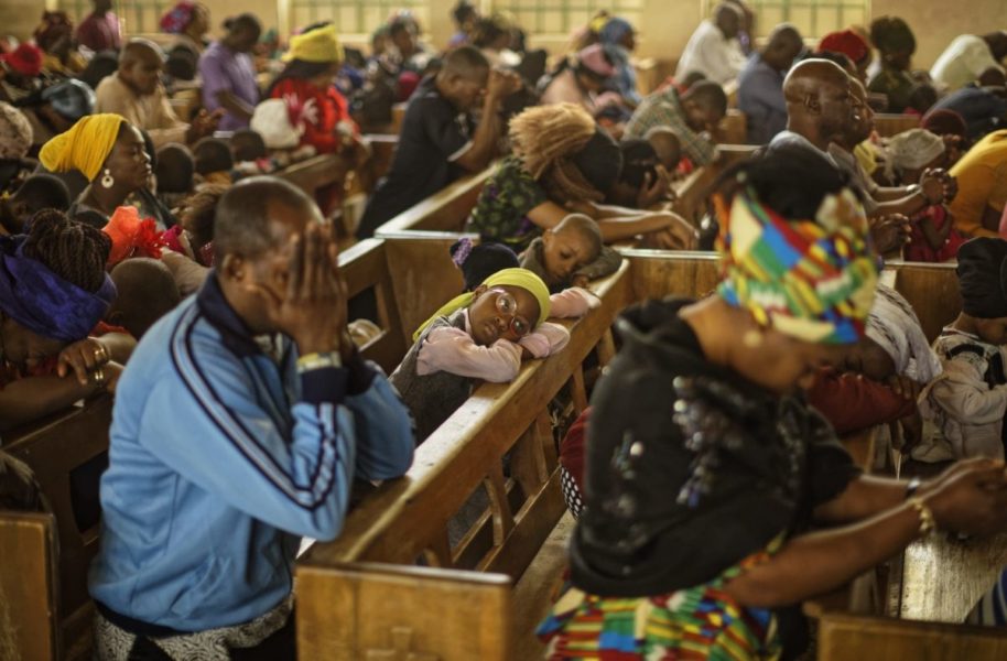 Los islamistas matan al menos a 110 cristianos más en Nigeria
