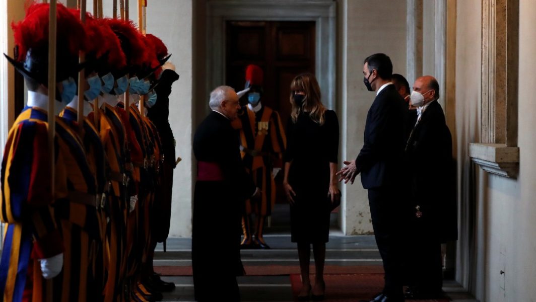 El Gobierno insiste en las buenas relaciones con el Vaticano: «Existe una gran sintonía»