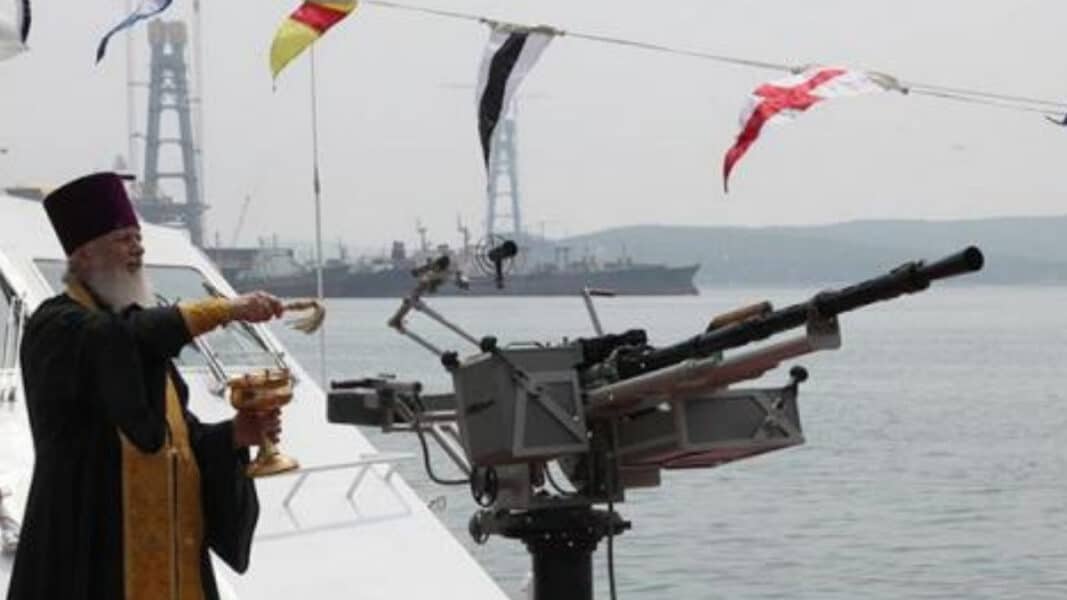 Francisco: «Las armas no deben ser bendecidas»