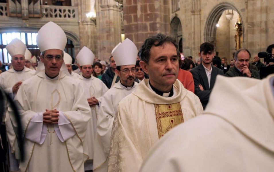 Monseñor Joseba Segura, el obispo mediador  