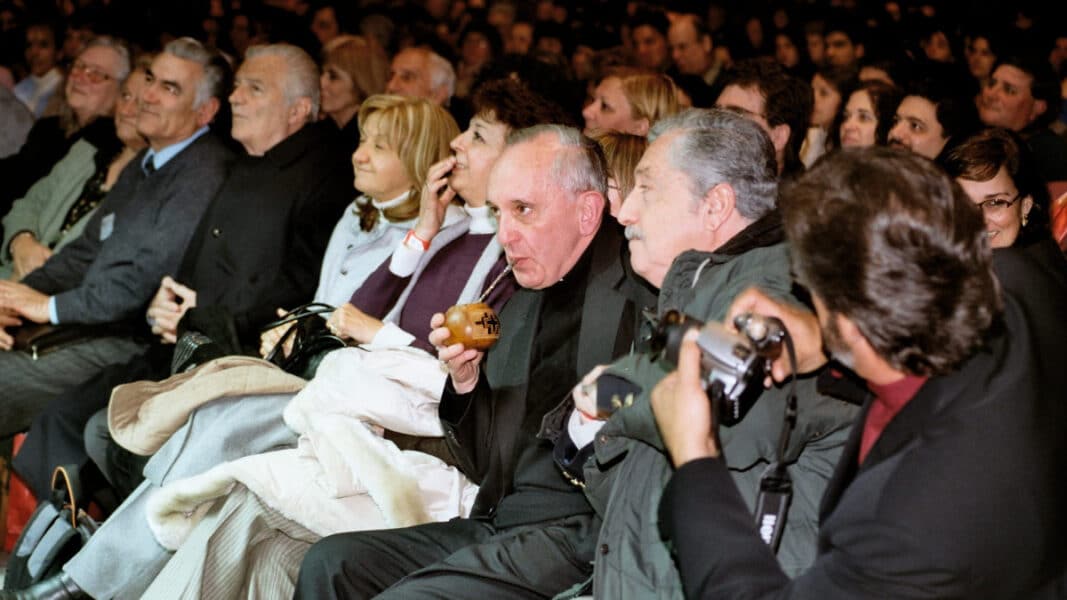 Cuando Bergoglio se opuso a la comunión de políticos abortistas