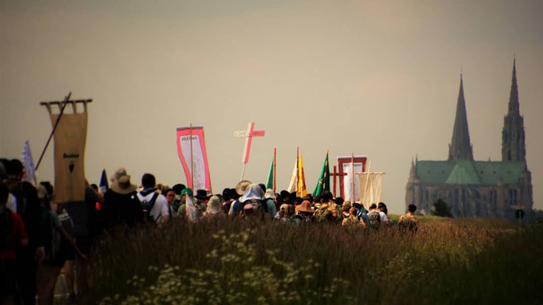 Récord de inscripciones para la peregrinación de Chartres 2023