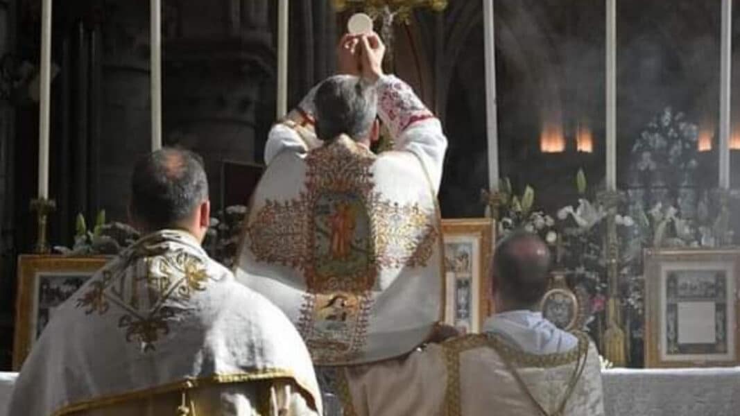 Un grupo de laicos sale en defensa de la Misa Tradicional