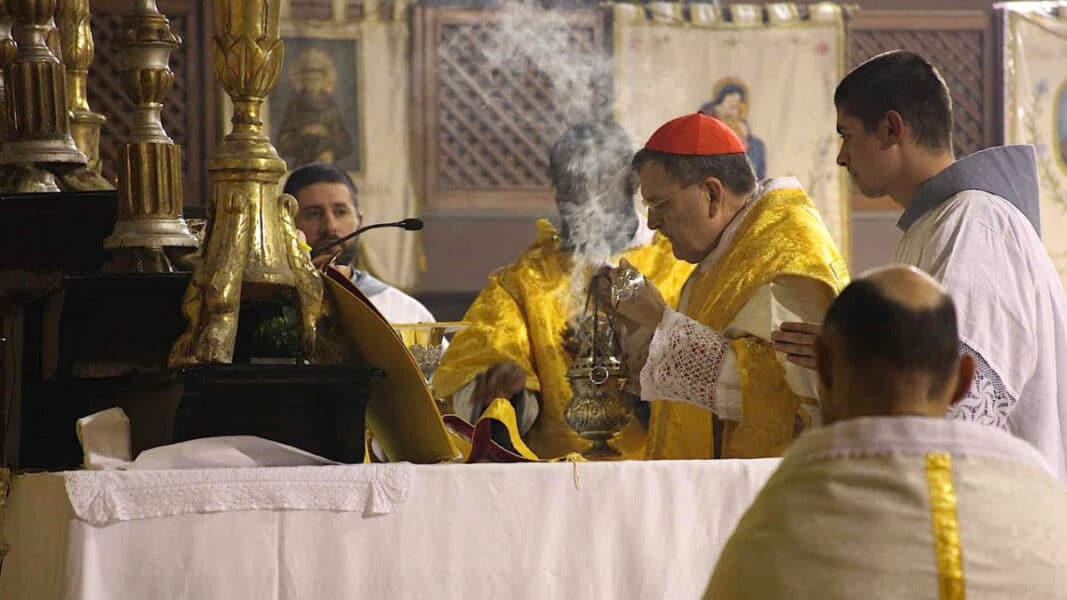 Declaración de Burke sobre Traditionis Custodes: «Rezo para que los fieles no cedan al desánimo»