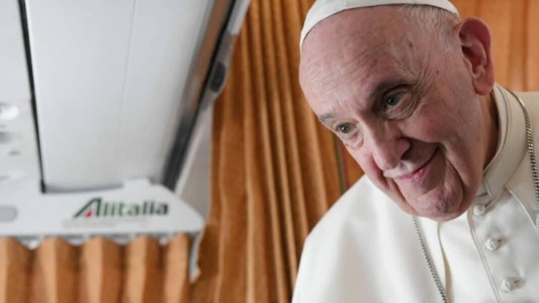 Rueda de prensa del Papa: «¡Yo nunca he negado la Eucaristía a nadie!»