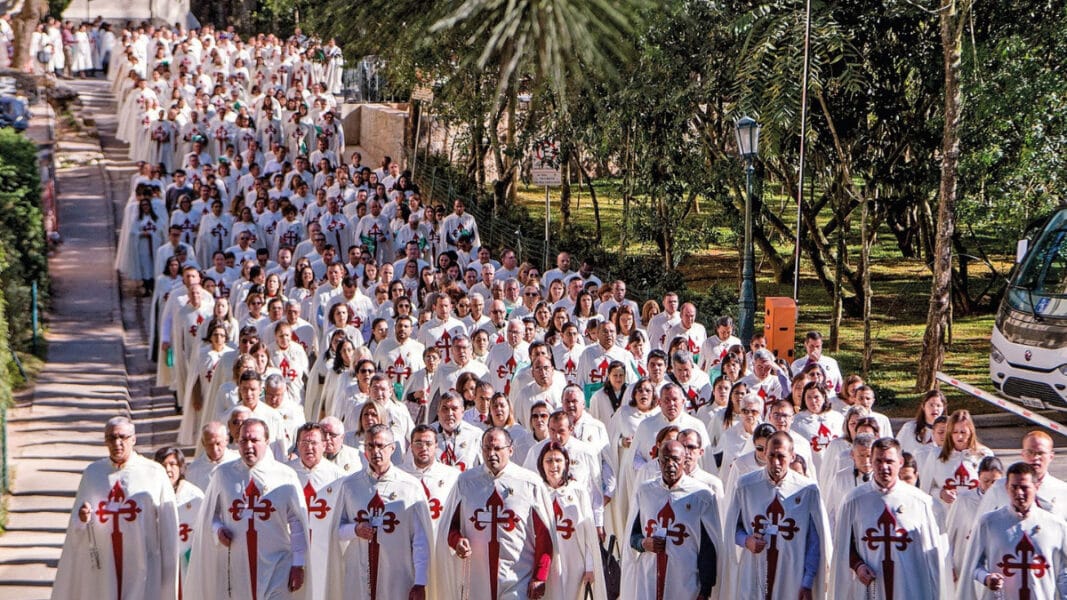 El Vaticano ordena que los menores que viven con los Heraldos vuelvan a sus casas