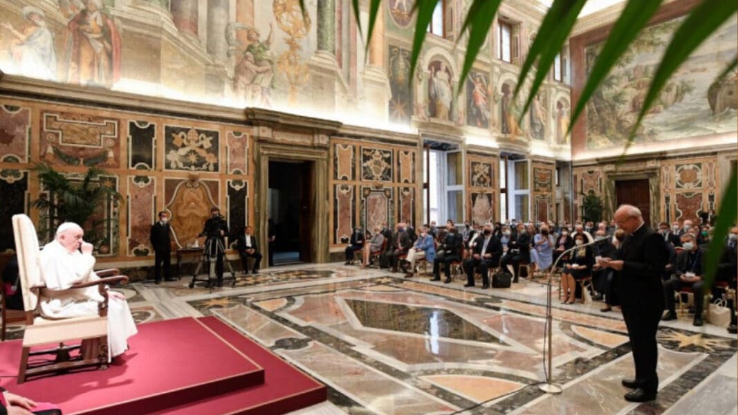 El Papa vuelve a recordar que el aborto es un homicidio