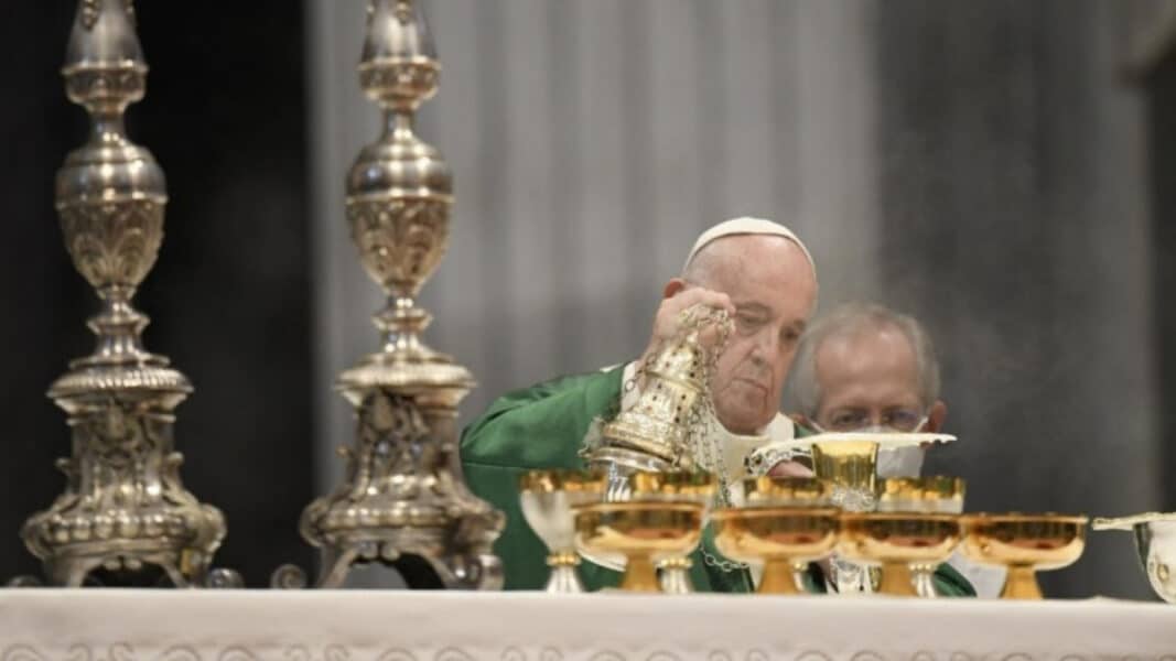 Liturgia de la cebolla: Francisco y el nerviosismo por la forma