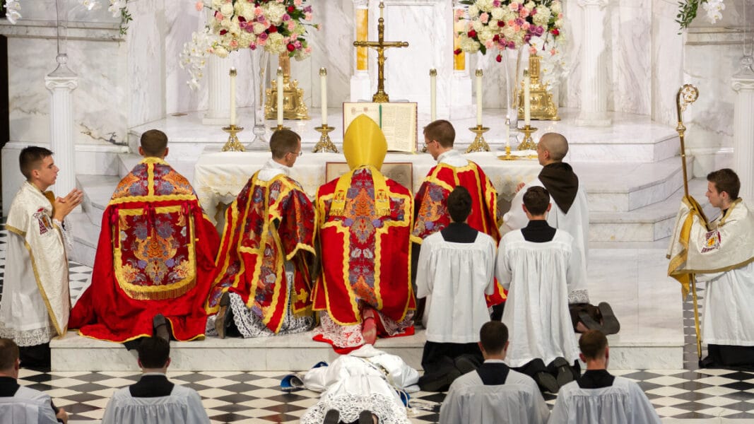 Misa en latín: los tradicionalistas ofrecen resistencia