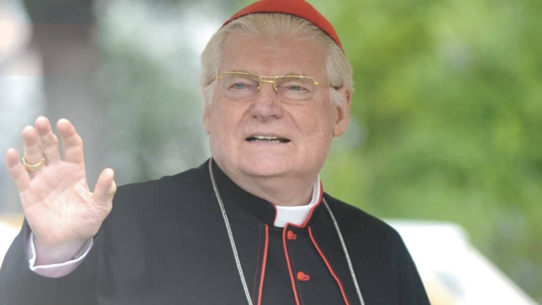 El cardenal Scola pierde su derecho a participar en un cónclave