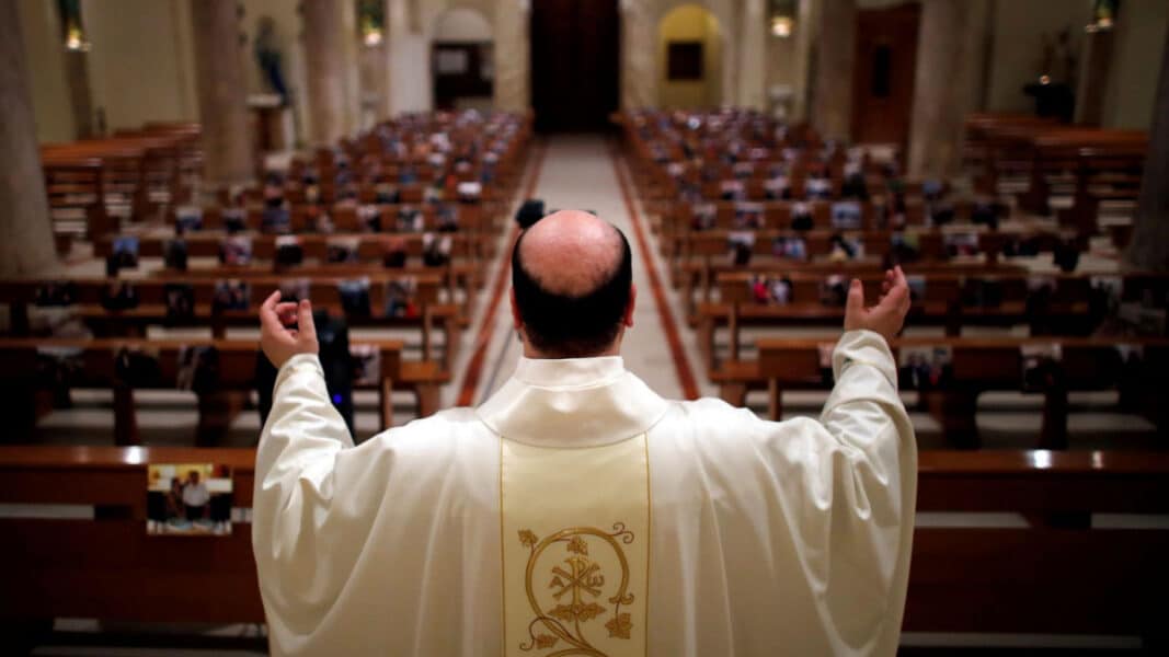 La asistencia a Misa en EE UU sigue por debajo de los niveles anteriores a la pandemia