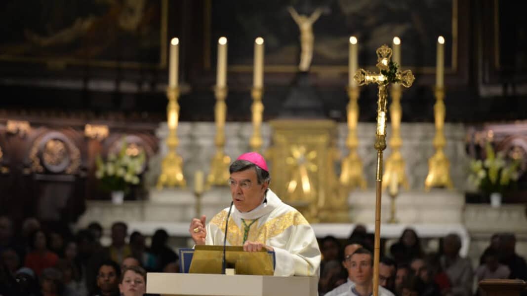 El arzobispo de París ofrece su renuncia al Papa