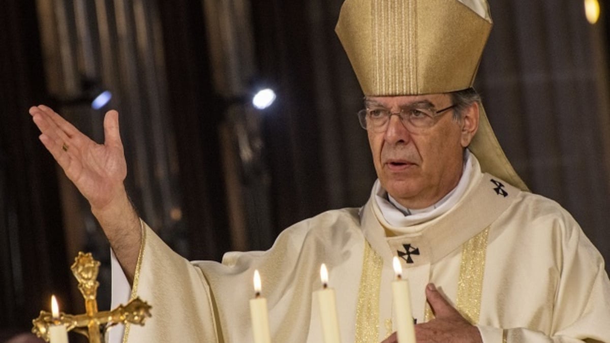 renuncia arzobispo París