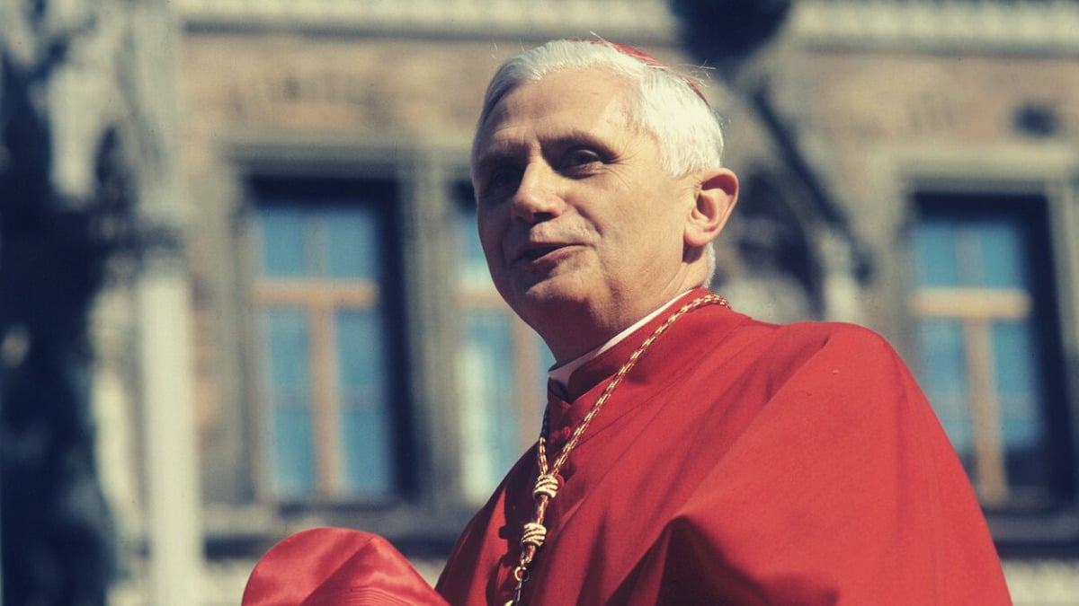 Benedicto XVI sacerdote abusador reunión