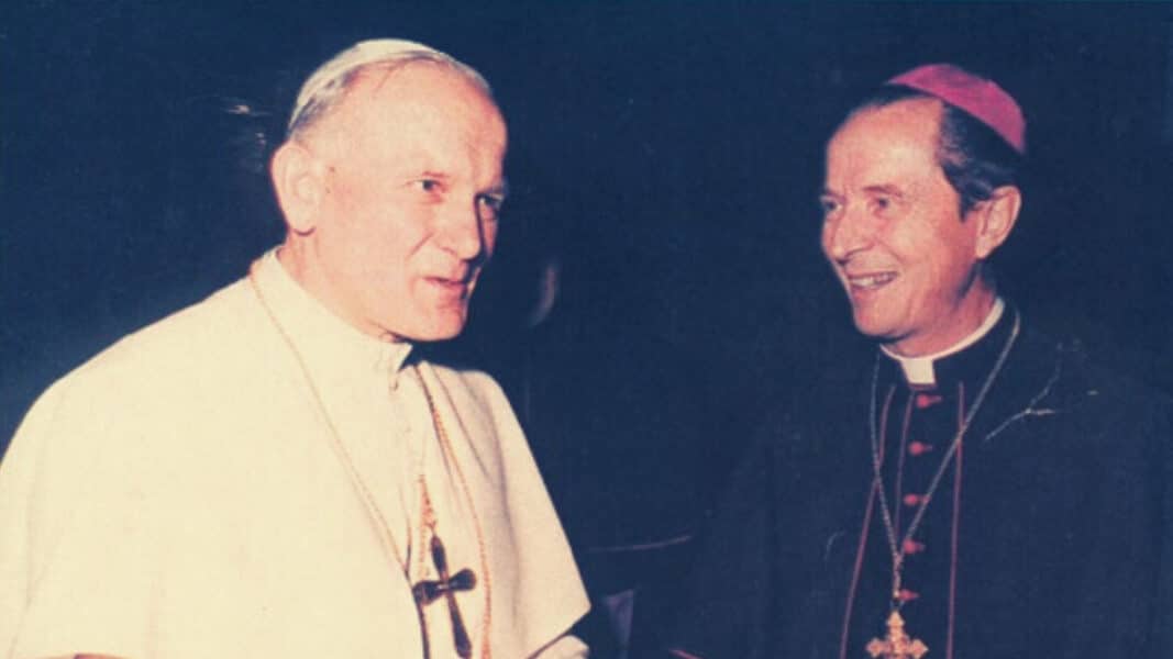 Muere el obispo De Roo: sólo quedan ocho prelados vivos que participaron en el Concilio Vaticano II