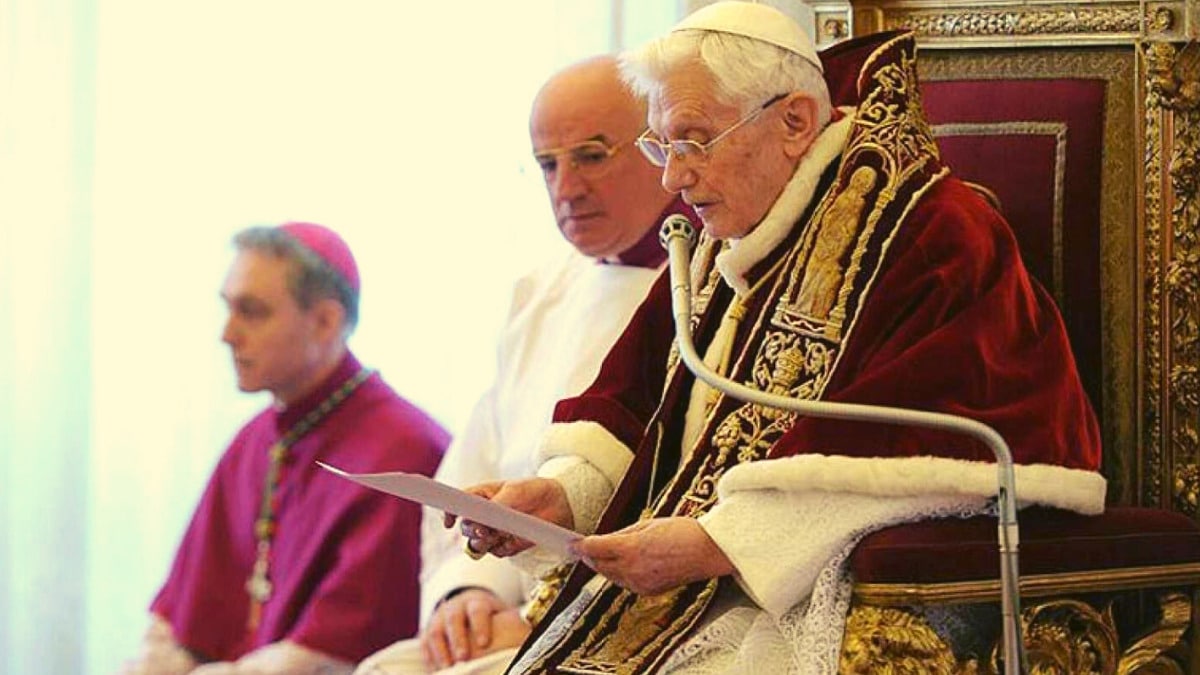 Renuncia Benedicto XVI nueve años
