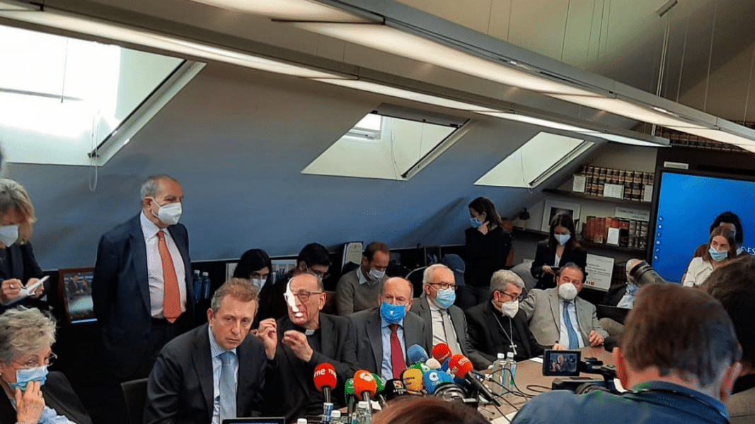 Javier Cremades y Omella