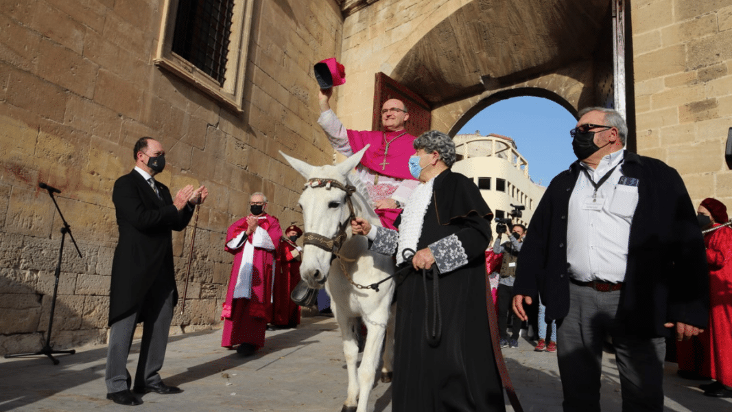 Munilla: «Una de las impresiones más gratas ha sido ver el cariño de los sacerdotes por el seminario»
