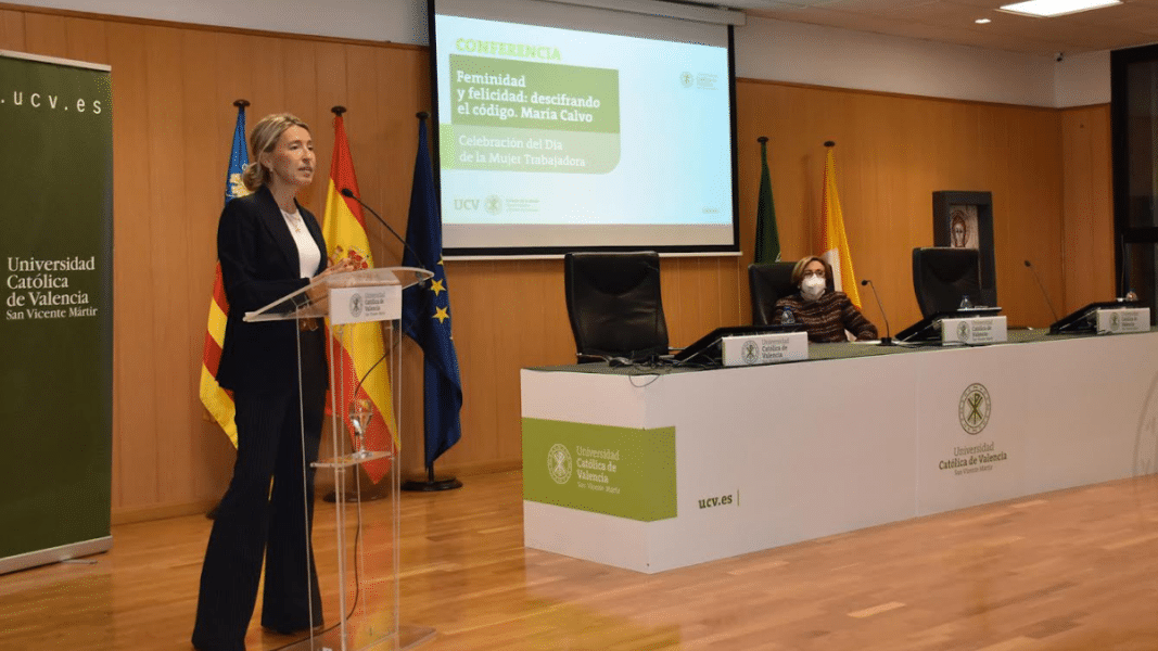 María Calvo: “La cultura woke no quiere igualdad entre hombre y mujer, sino venganza”