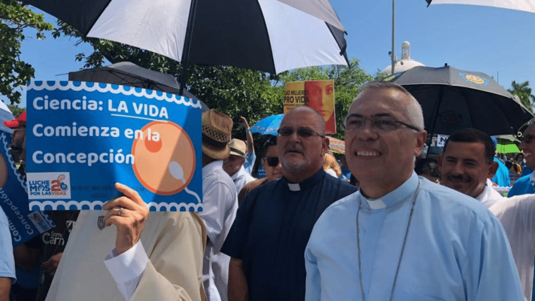 La Iglesia no es una empresa multinacional