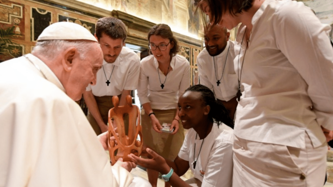 El Papa: «No se puede hacer política con ideología»