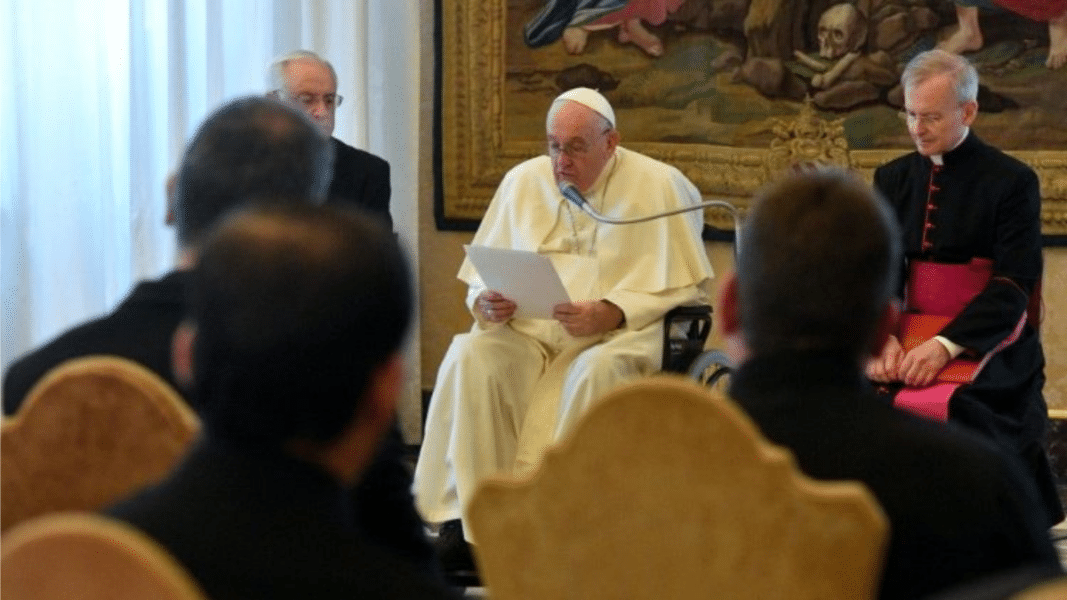 El Papa avisa que «el peor mal que puede pasar en la Iglesia es la mundanalidad espiritual»