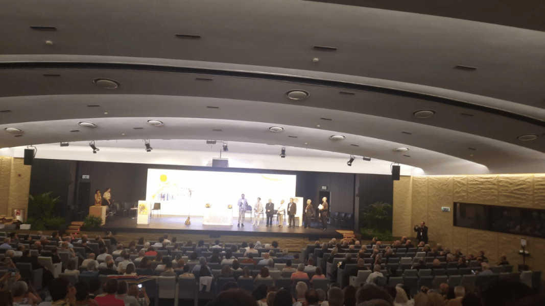 Un sínodo sobre la participación de los fieles sin la participación de los fieles