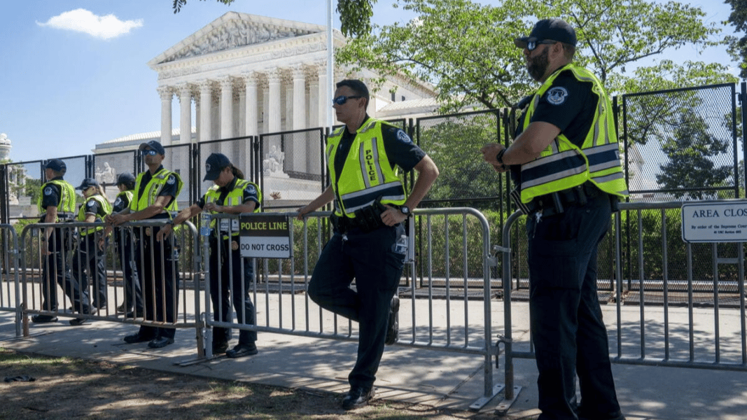 El aborto, la guerra, Occidente, Rusia. Reflexiones sobre la crisis del orden mundial, sus enemigos internos y externos, y el peligro del individualismo radical