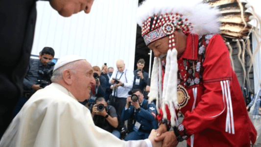 Papa visita Canadá
