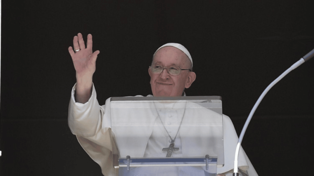 El Papa llama a no dejarse vencer «por el desánimo, la queja o el victimismo»