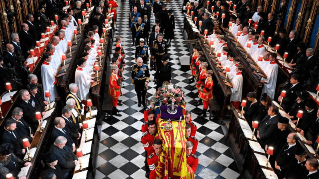 Un espectáculo de orden sublime en un mundo en ruinas