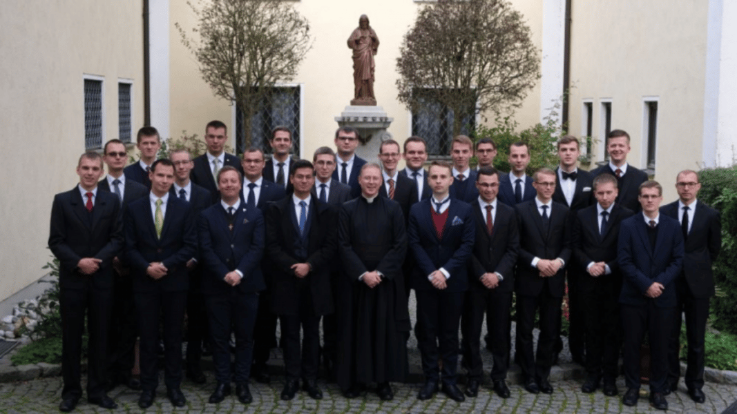 Auge de vocaciones en los seminarios de la FSSPX