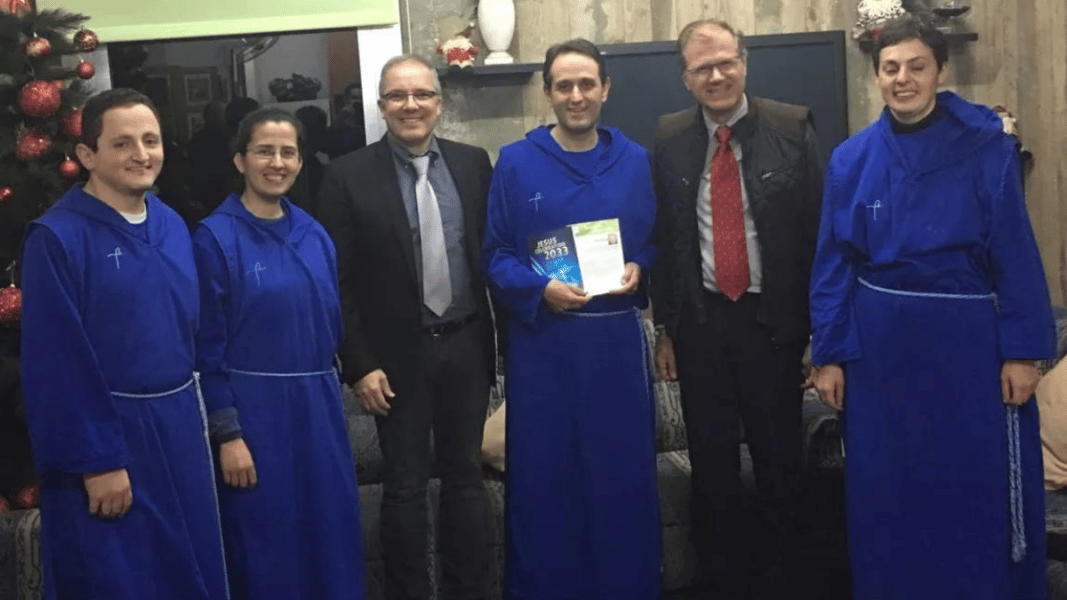 Reducen al estado laical al fundador del instituto «Mission de vie»