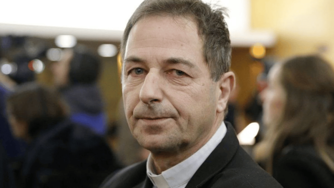 Un obispo francés se retira seis meses por cansancio