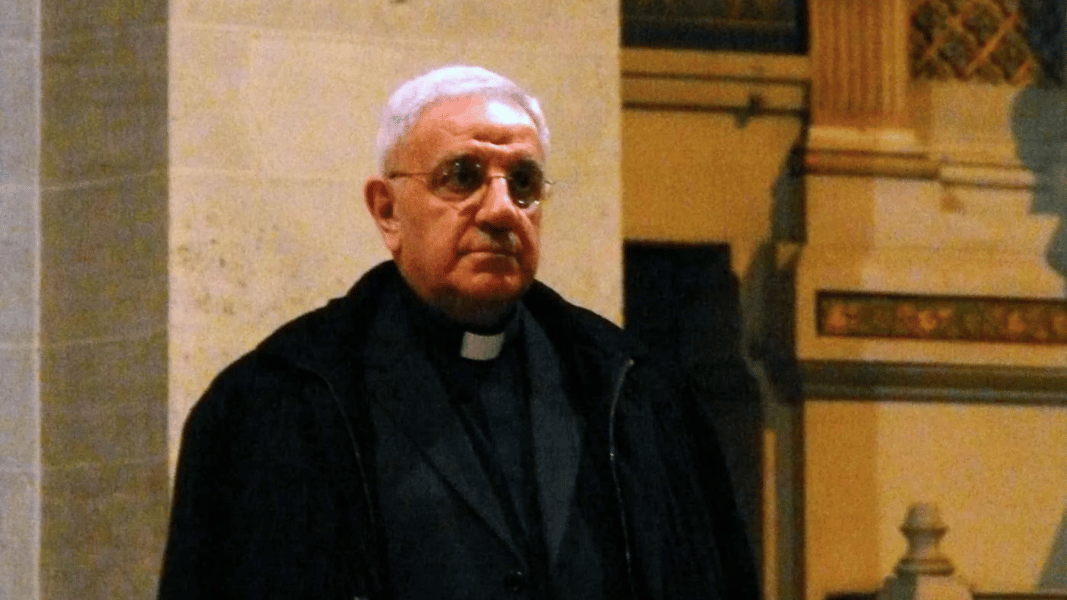 Sancionan por abusos a conocido sacerdote psicoanalista francés