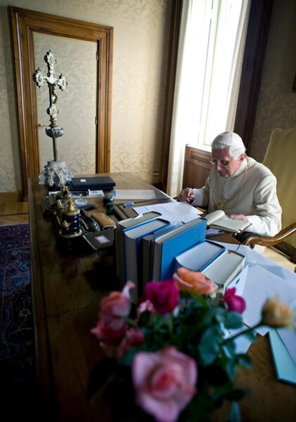 El legado de Benedicto XVI: Teología enraizada en el Logos
