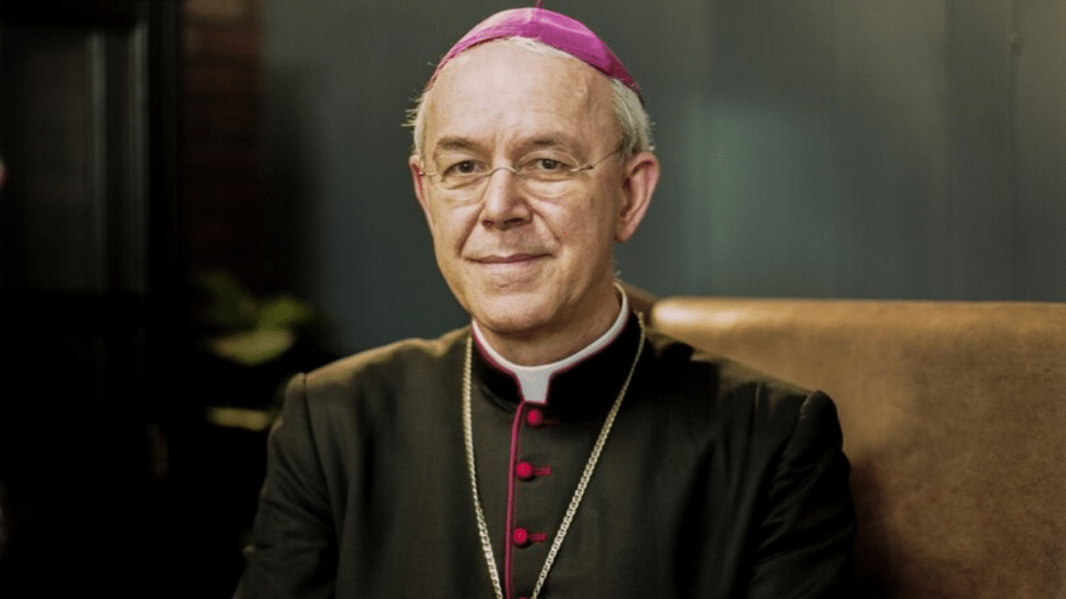 obispo Schneider