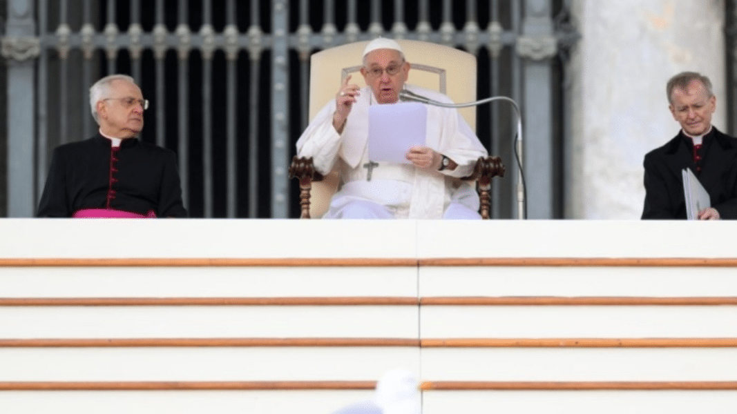 ¿Dardo de Francisco a los alemanes? El Papa alerta de «la tentación de seguir caminos pseudo-eclesiales más fáciles»