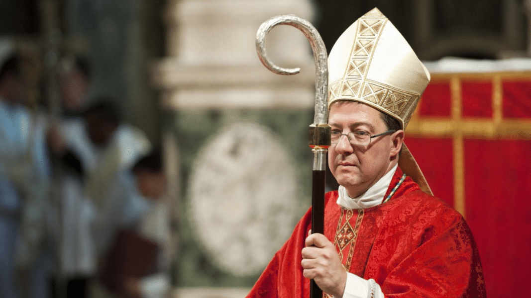 Los obispos ingleses critican la nueva ley que persigue a quienes rezan frente a los abortorios