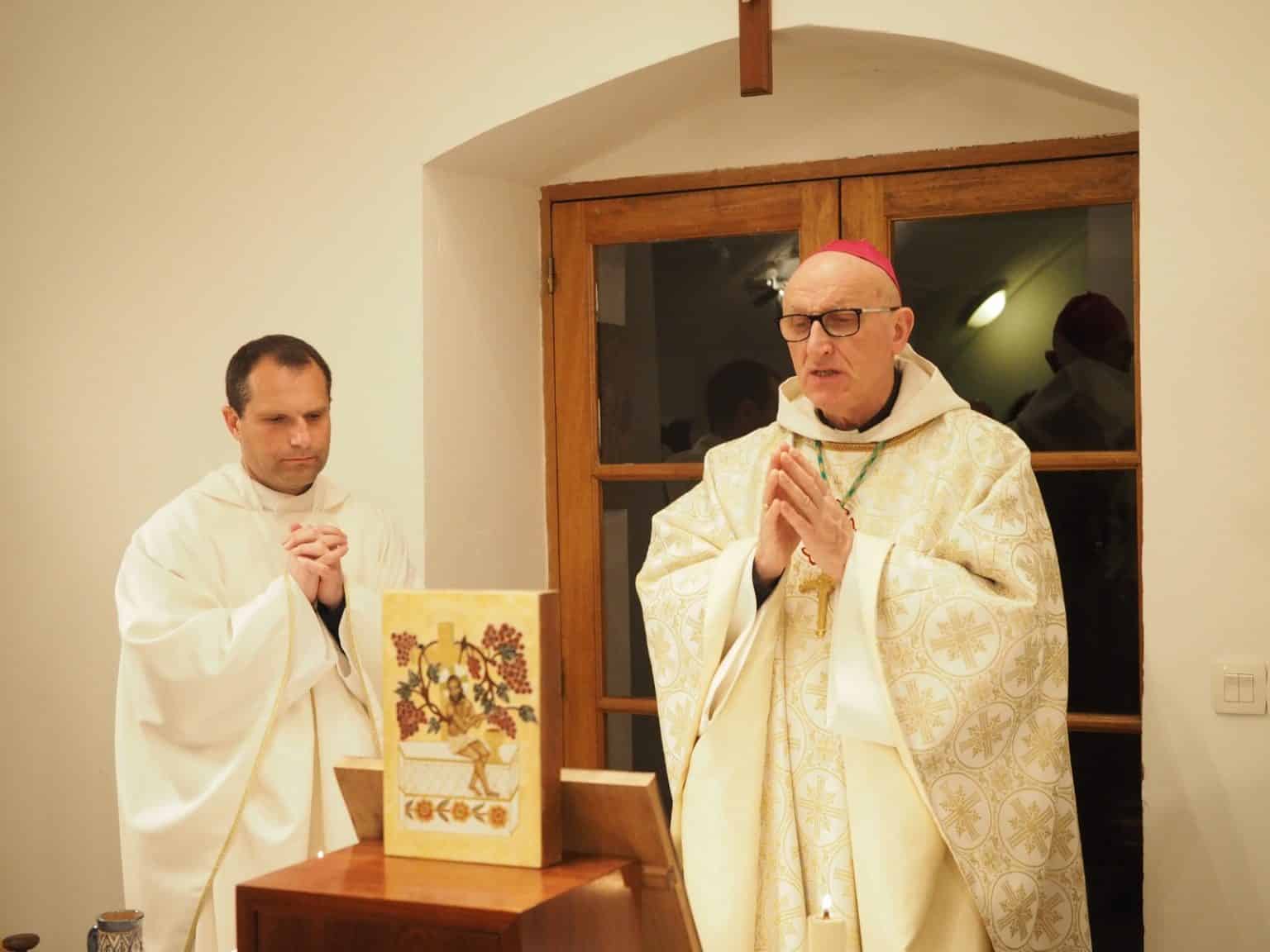 Monseñor Dominique Rey y Padre Antoine Coelho